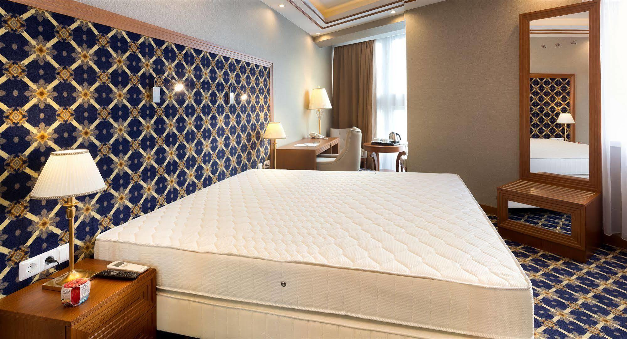 Hotel Central Nyíregyháza Extérieur photo